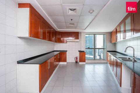 Apartment in Dubai Media City, Dubai 3 bedrooms, 270.1 sq.m. № 114269 - photo 12