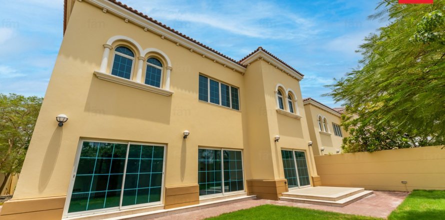فيلا في Jumeirah Park, دبي 4 غرف نوم, 525.2 م² رقم 114265