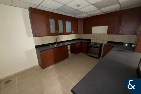 Apartamento en Sadaf, Jumeirah Beach Residence, Dubai, 4 dormitorios, 252 m², № 78708 - foto 2