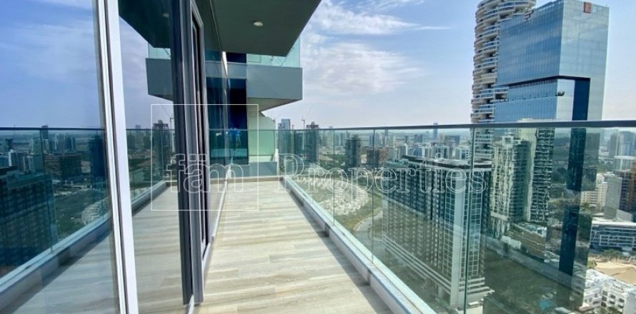 Apartment in Dubai 3 bedrooms, 135.6 sq.m. № 112981