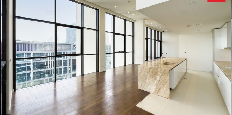 Apartamento en Al Wasl, Dubai, 4 dormitorios, 521.6 m², № 55193