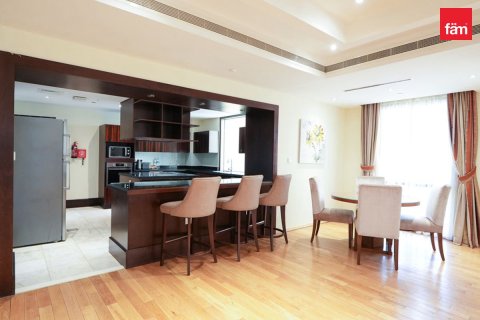 Penthouse in Dubai Marina, Dubai 4 bedrooms, 557.4 sq.m. № 13841 - photo 7