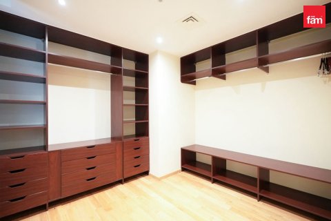 Penthouse in Dubai Marina, Dubai 4 bedrooms, 557.4 sq.m. № 13841 - photo 17
