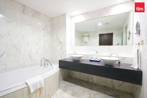 Penthouse in Dubai Marina, Dubai 4 bedrooms, 557.4 sq.m. № 13841 - photo 25