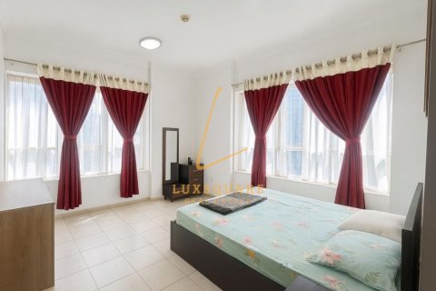 Apartamento en Jumeirah Lake Towers, Dubai, 2 dormitorios, 122 m², № 83791 - foto 7
