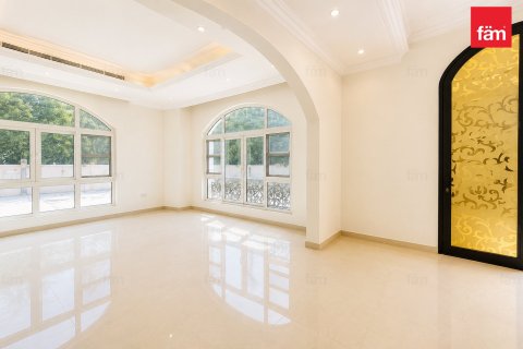 Villa à Al Barsha, Dubai, 5 chambres, 1393.5 m², № 133354 - photo 13