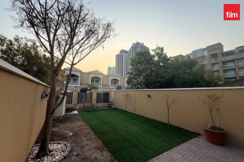 Villa à Dubai, 2 chambres, 180 m², № 133353 - photo 11