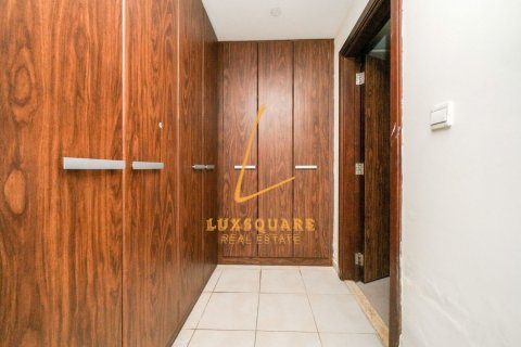 Apartamento en Executive Towers, Business Bay, Dubai, 1 dormitorio, 107 m², № 133940 - foto 5