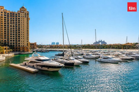 Appartement à Palm Jumeirah, Dubai, 3 chambres, 210.5 m², № 133945 - photo 13