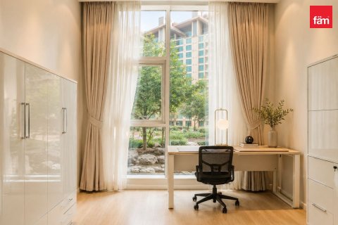 Appartement à Palm Jumeirah, Dubai, 3 chambres, 210.5 m², № 133945 - photo 9