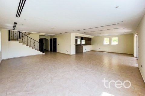 Villa à Legacy, Jumeirah Park, Dubai, 4 chambres, 402.73 m², № 133942 - photo 12