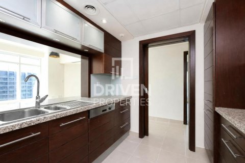 Apartamento en Burj Views, Downtown Dubai (Downtown Burj Dubai), Dubai, 1 dormitorio, 89.74 m², № 138723 - foto 13