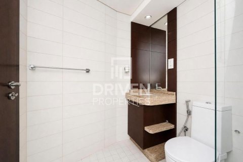 Apartamento en Burj Views, Downtown Dubai (Downtown Burj Dubai), Dubai, 1 dormitorio, 89.74 m², № 138723 - foto 16