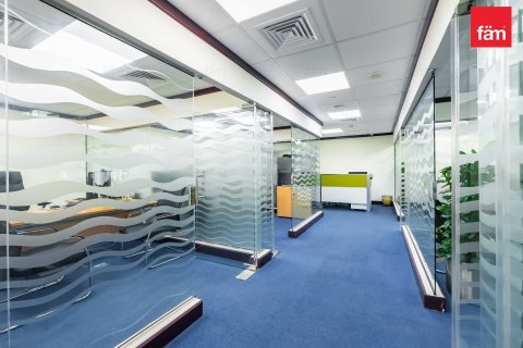 Office in Dubai 99.7 sq.m. № 41113 - photo 2