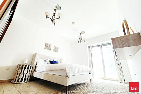 Apartment in Dubai Marina, Dubai 1 bedroom, 85.7 sq.m. № 114261 - photo 11