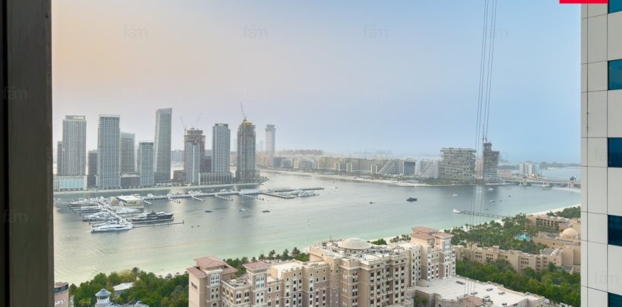 Квартира в Дубай Марине, Дубай, 1 спальня, 100м², № 49304