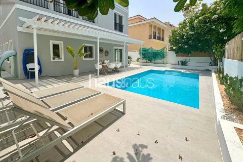 Villa in Hacienda, The Villa, Dubai 5 bedrooms, 362 sq.m. № 43720 - photo 19