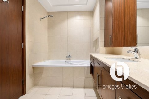 Apartment in Downtown Dubai (Downtown Burj Dubai), Dubai 1 bedroom, 88 sq.m. № 108769 - photo 2