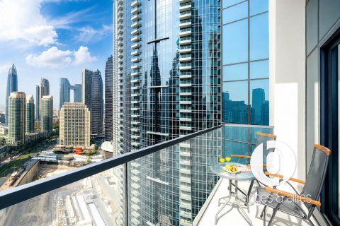 Apartment in Downtown Dubai (Downtown Burj Dubai), Dubai 2 bedrooms, 103 sq.m. № 108770 - photo 6