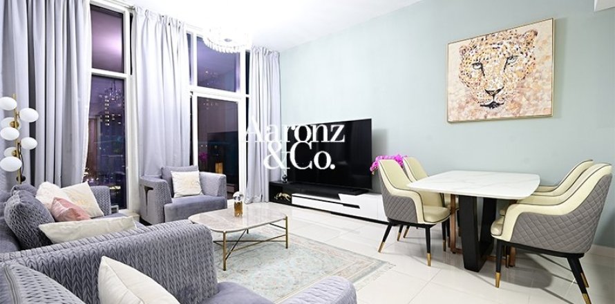 Apartment in Dubai Marina, Dubai 2 bedrooms, 121 sq.m. № 108772