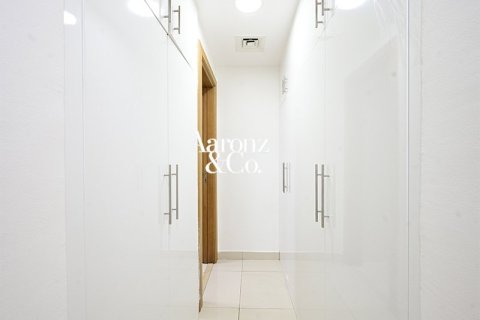 Apartment in Dubai Marina, Dubai 2 bedrooms, 121 sq.m. № 108772 - photo 11