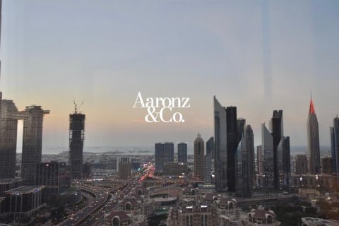 Apartment in Downtown Dubai (Downtown Burj Dubai), Dubai 2 bedrooms, 113 sq.m. № 108773 - photo 14