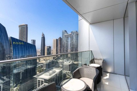 Apartment in Downtown Dubai (Downtown Burj Dubai), Dubai 3 bedrooms, 203 sq.m. № 108771 - photo 18