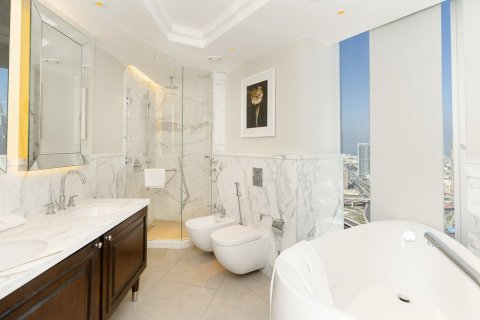 Apartment in Downtown Dubai (Downtown Burj Dubai), Dubai 3 bedrooms, 203 sq.m. № 108771 - photo 7