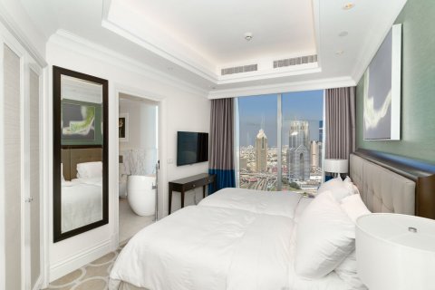 Apartment in Downtown Dubai (Downtown Burj Dubai), Dubai 3 bedrooms, 203 sq.m. № 108771 - photo 5