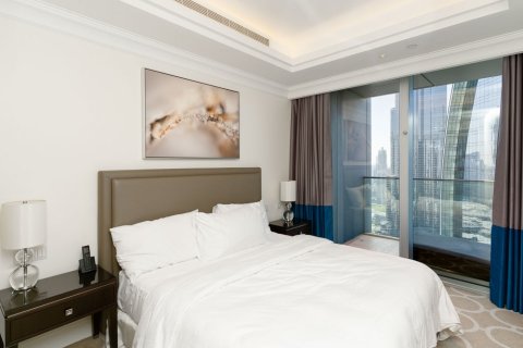 Apartment in Downtown Dubai (Downtown Burj Dubai), Dubai 3 bedrooms, 203 sq.m. № 108771 - photo 10