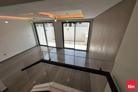 Таунхаус в Дубае, 4 спальни, 138.8м², № 84866