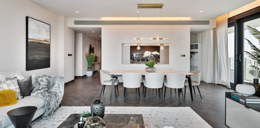 Apartment in Zabeel, Dubai 2 bedrooms № 3079