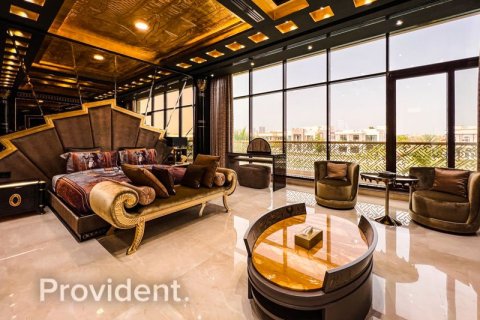 Villa in Emirates Hills, Dubai 7 bedrooms № 3067 - photo 2