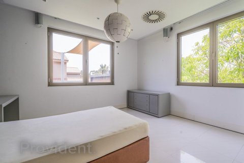 Villa à Palm Jumeirah, Dubai, 6 chambres, 22.5 m², № 3080 - photo 17