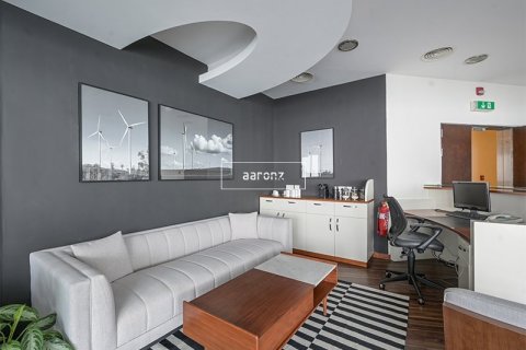 Снять в аренду офис в Джумейра Лейк Тауэрс, Дубай: 96.9м², № 42574 - фото 6