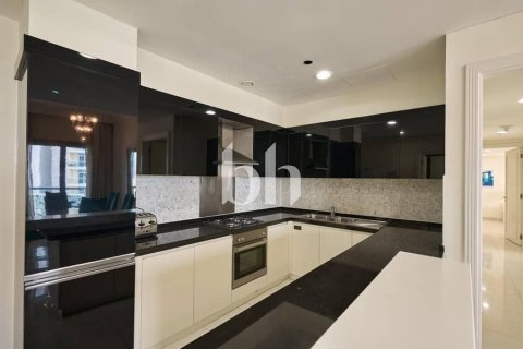 Apartment in Downtown Dubai (Downtown Burj Dubai), Dubai 3 bedrooms, 141 sq.m. № 58550 - photo 6