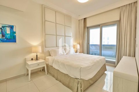 Apartment in Downtown Dubai (Downtown Burj Dubai), Dubai 3 bedrooms, 141 sq.m. № 58550 - photo 4