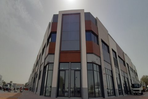 Entrepôt à Ras Al Khor, Dubai, 464.5 m², № 7143 - photo 1