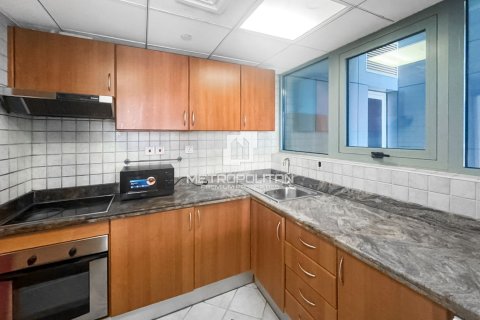 Apartment in Dubai Marina, Dubai 2 bedrooms, 102 sq.m. № 73463 - photo 6