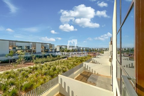 Adosado en Mohammed Bin Rashid City, Dubai, 4 dormitorios, 251 m², № 73457 - foto 12