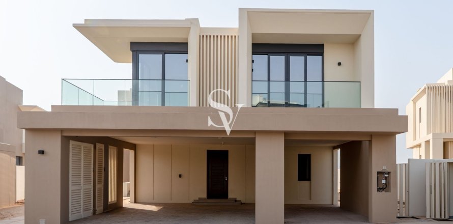 Вилла в Джабаль-Али, Дубай, 5 спален, 715м², № 132894
