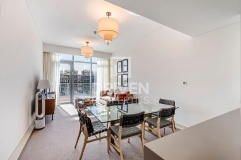 Apartamento en Al Wasl, Dubai, 2 dormitorios, 135 m², № 20899 - foto 1
