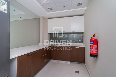 Снять в аренду квартиру в Умм-аль-Шеифе, Дубай: 2 спальни, 120м², № 20898 - фото 7