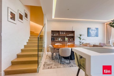 Купить квартиру в Бизнес-Бэе, Дубай: 2 спальни, 173.4м², № 10083 - фото 7