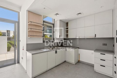 Villa in Ruba, Arabian Ranches 3, Dubai 4 bedrooms, 249.82 sq.m. № 142961 - photo 4