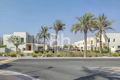 تاون هاوس في Town Square, دبي 3 غرف نوم, 188 م² رقم 24282 - صورة 1