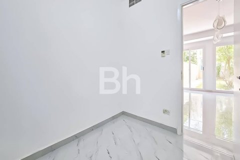 Villa en The Springs, Dubai, 3 dormitorios, 69 m², № 24262 - foto 18