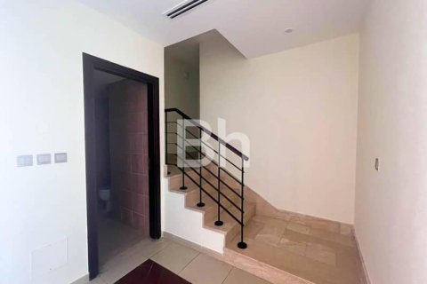 Townhouse in Jumeirah Village Triangle, Dubai 1 bedroom, 180 sq.m. № 24283 - photo 12