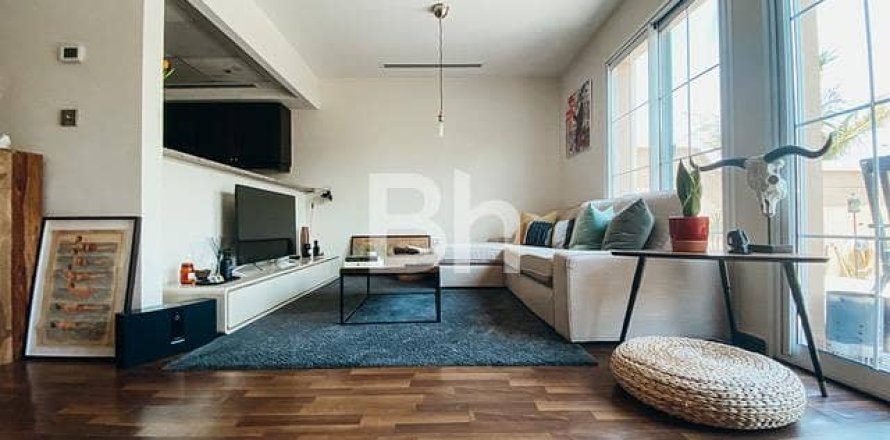 Townhouse in Jumeirah Village Triangle, Dubai 1 bedroom, 180 sq.m. № 24283