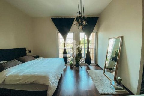 Townhouse in Jumeirah Village Triangle, Dubai 1 bedroom, 180 sq.m. № 24283 - photo 3